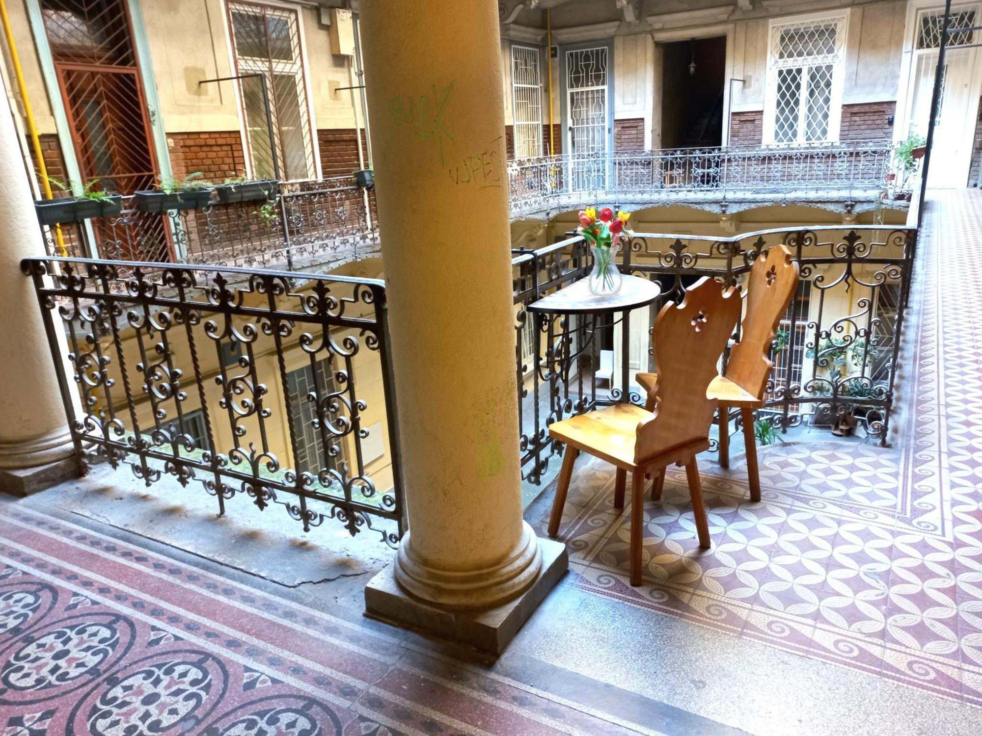 The Grand Dohány str Apartment Budapeste Exterior foto